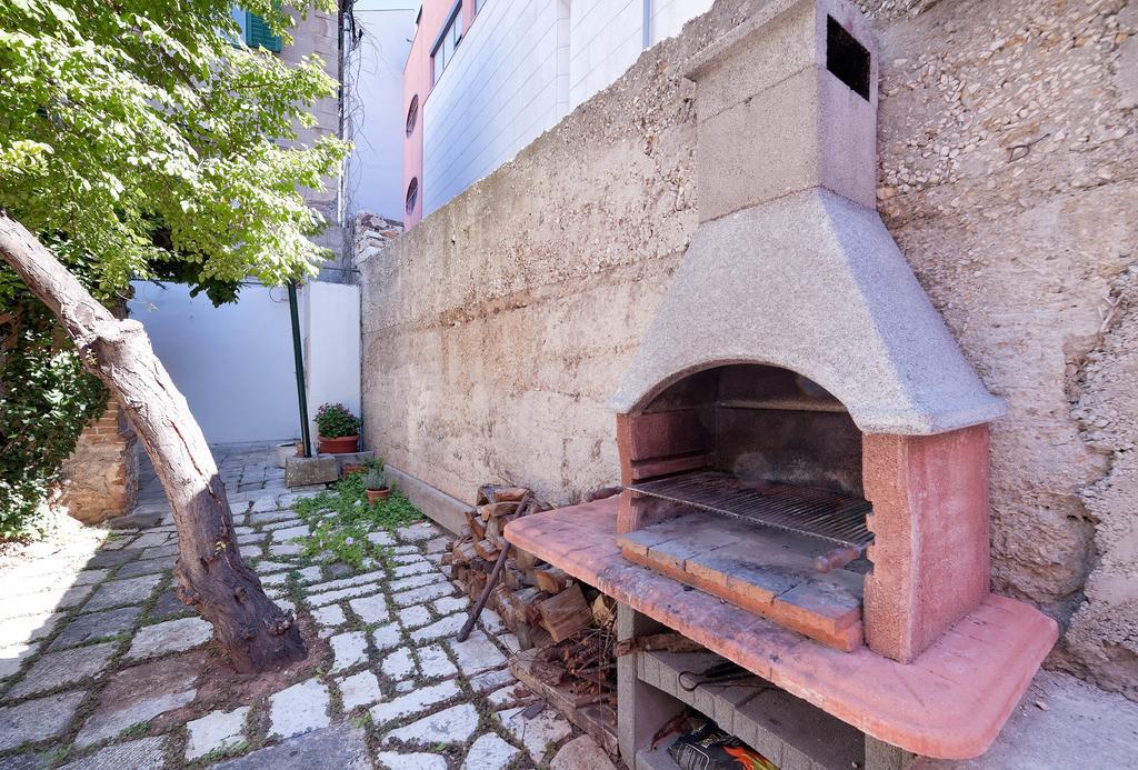 Apartment Heart Of The City Sibenik Exterior photo